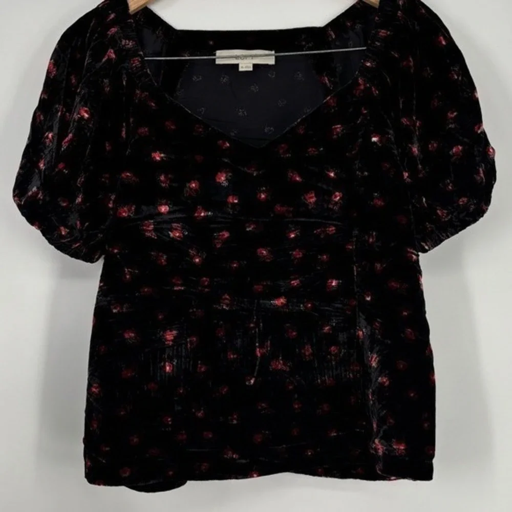 LOFT Velvet Puff Sleeve Blouse Womens XS‎ Black Red Floral Sweetheart Neck Top